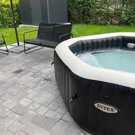 Haushaelfte Mit Garten, Kamin, Grill & Whirlpool Naehe Ber Berlin Exterior photo