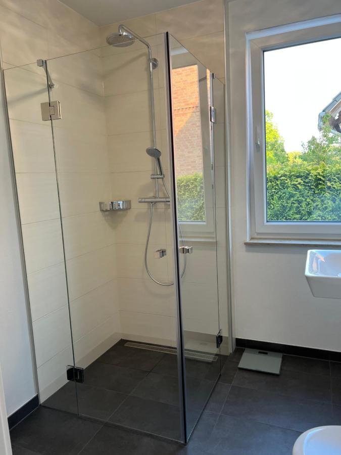Haushaelfte Mit Garten, Kamin, Grill & Whirlpool Naehe Ber Berlin Exterior photo